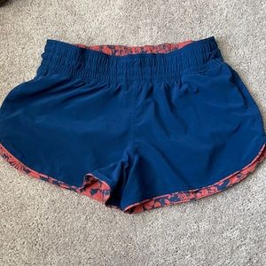 Lululemon reversible shorts